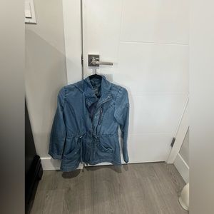 guess jacket
